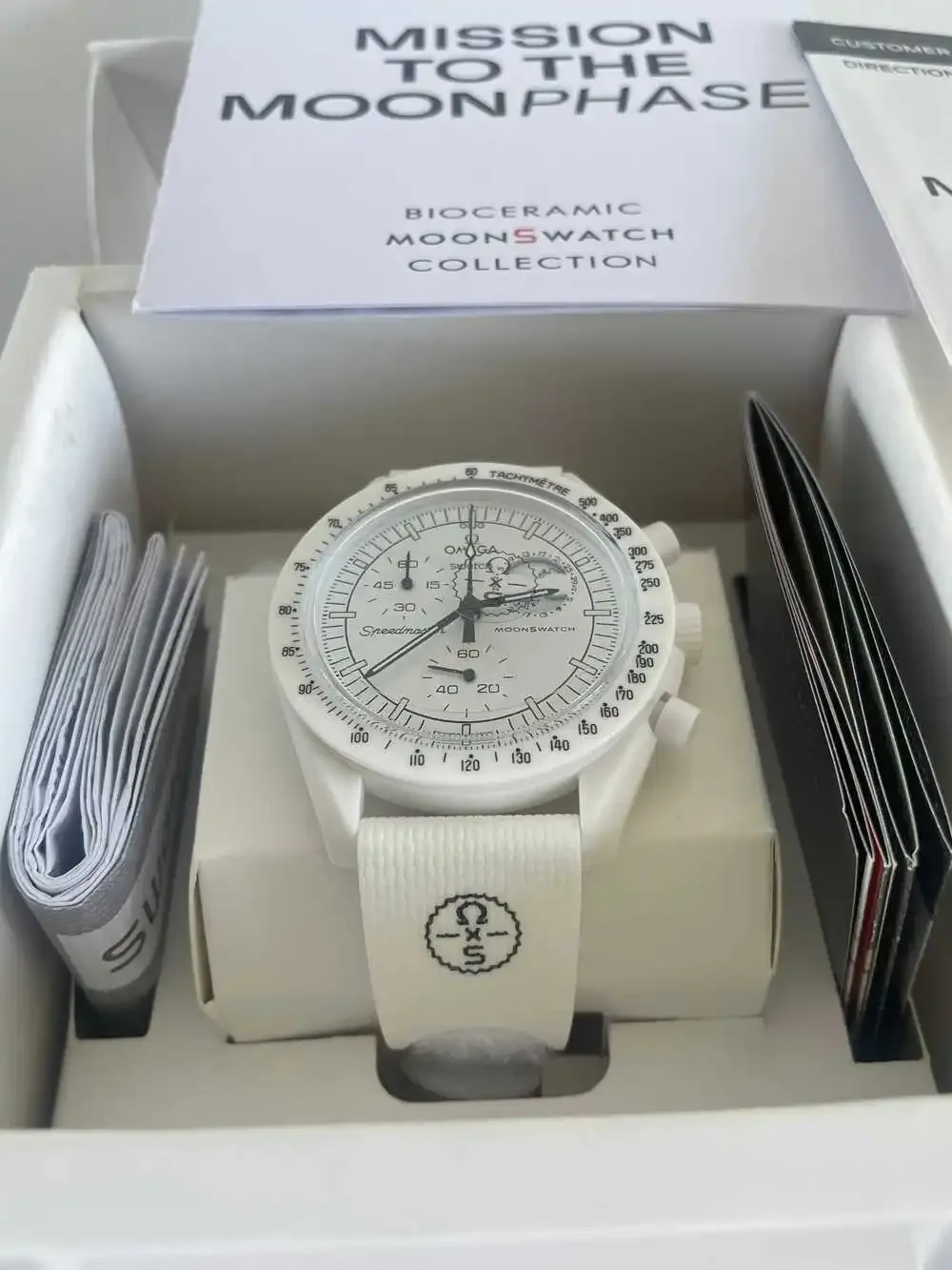 Swatch X Omega Moonswatch Snoopy Mission to the Moonphase White Men's Watch